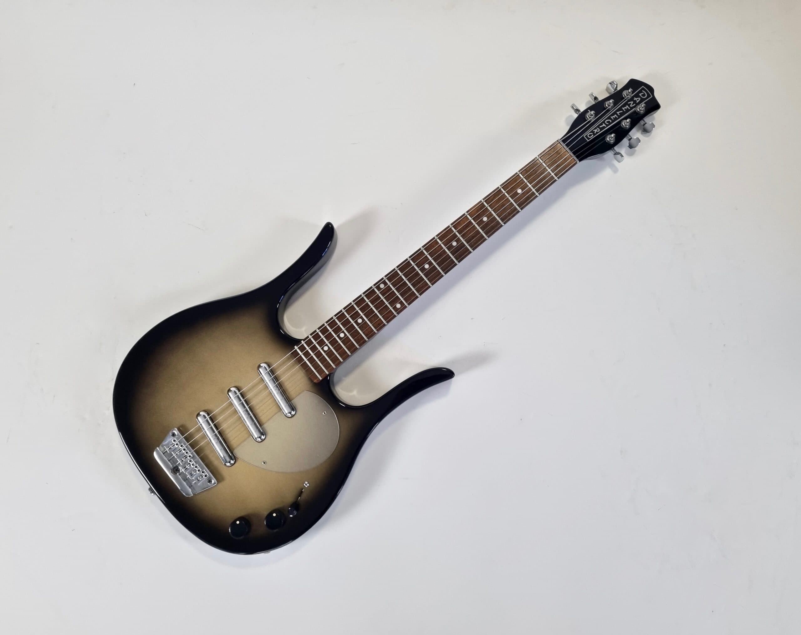 Danelectro Longhorn 3-Pickups Blackburst - Image 1