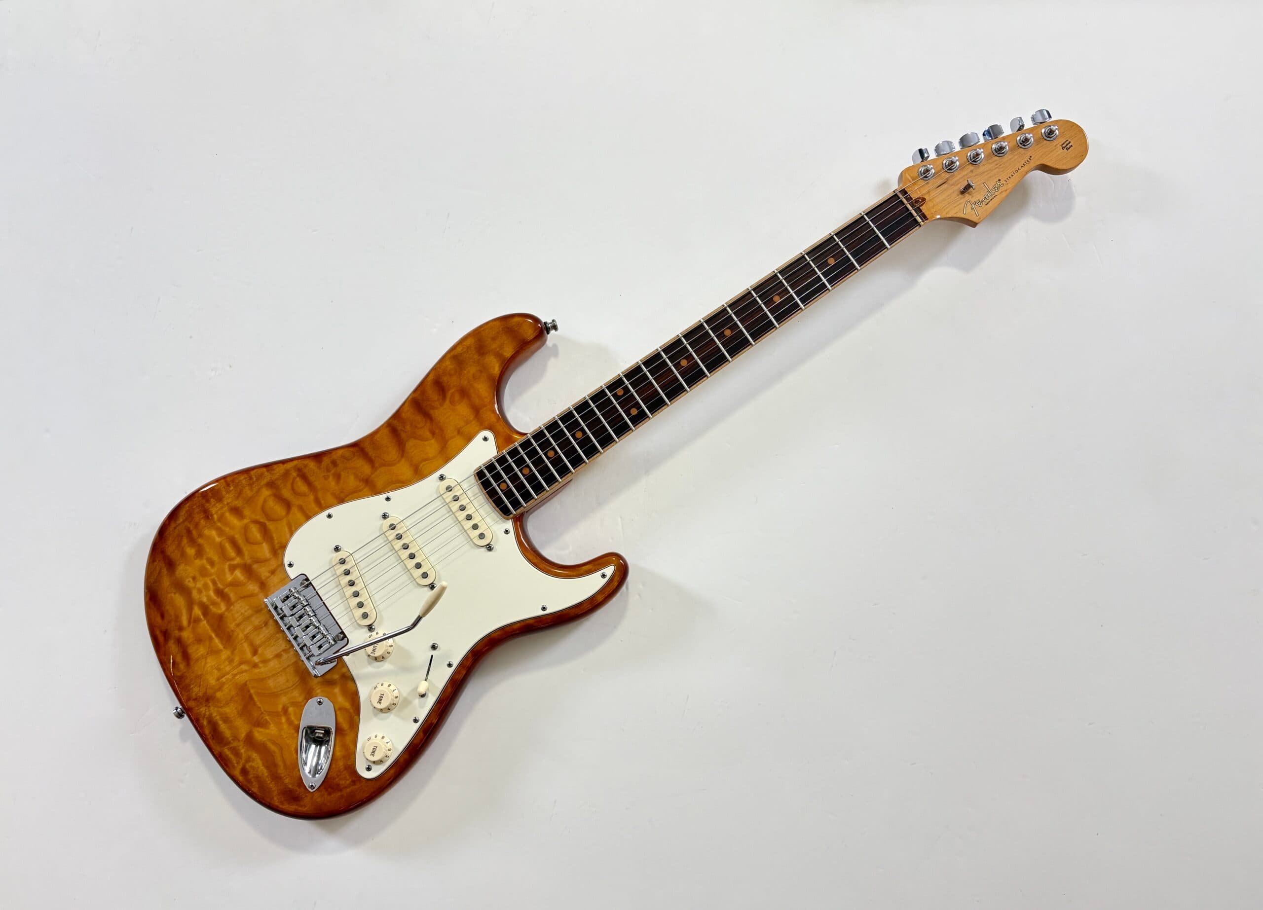 Fender Stratocaster American Select Exotic Quilt 2013 Ice Tea Burst - Image 1