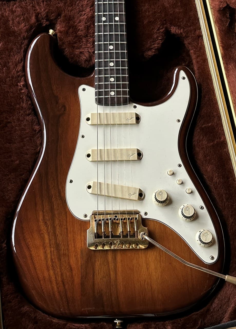 1983 Fender Elite Stratocaster Walnut Body Excellent with Original Case - Image 1
